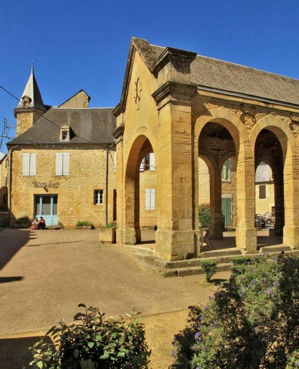 petite maison en pierre au coeur du Périgord noir Salignac Eyvigues Exterior foto
