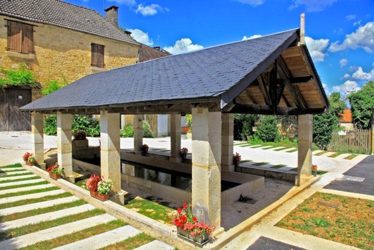 petite maison en pierre au coeur du Périgord noir Salignac Eyvigues Exterior foto